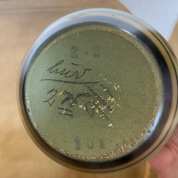 Beautiful Fruit Pattern Handmade Pottery Vase Jar Denmark ? signed - Picture 8 of 8